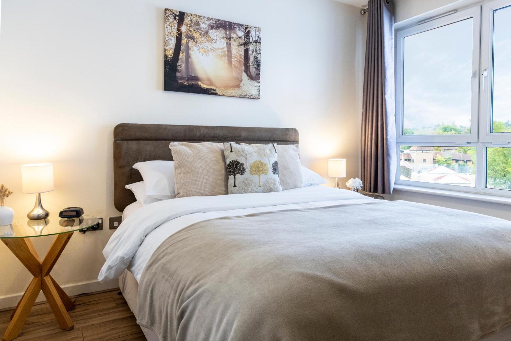 Oakdale Apartments Woking Extérieur photo
